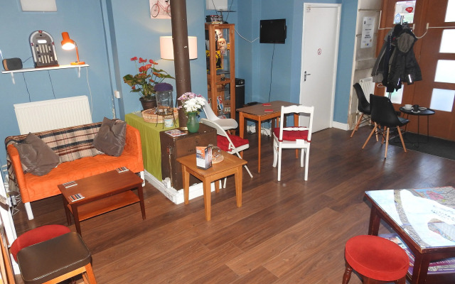 Hull Trinity Backpackers