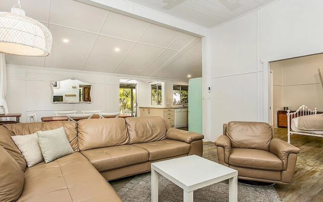 Your Luxury Escape - White Oak