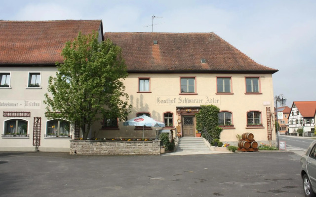 Schwarzer Adler Weingut