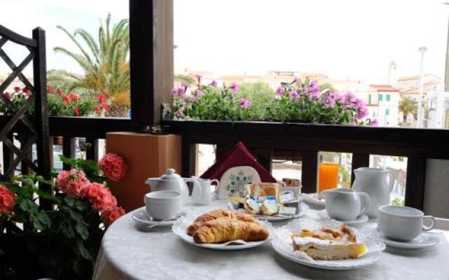 Lina Hotel