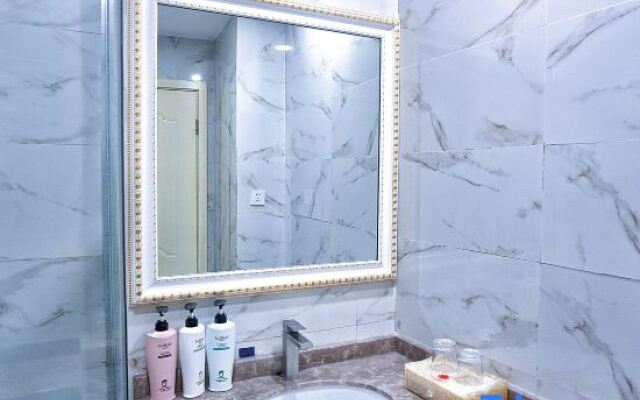 Shiji Boutique Hotel
