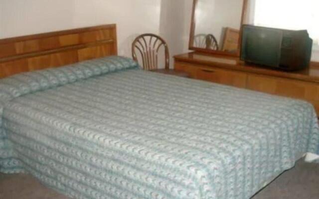 New Sea Breeze Motel