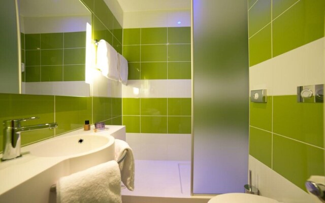 Hotel The Originals Tours Sud (ex P'tit-Dej Hotel)