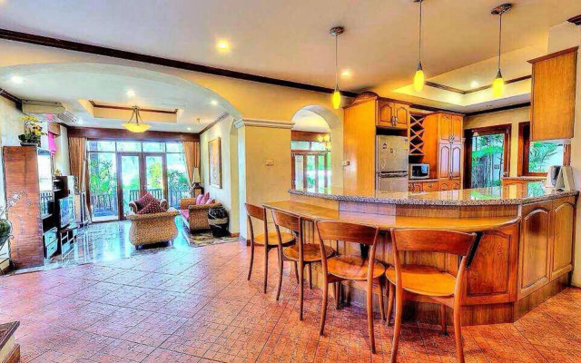 Baan Sawadee Villa