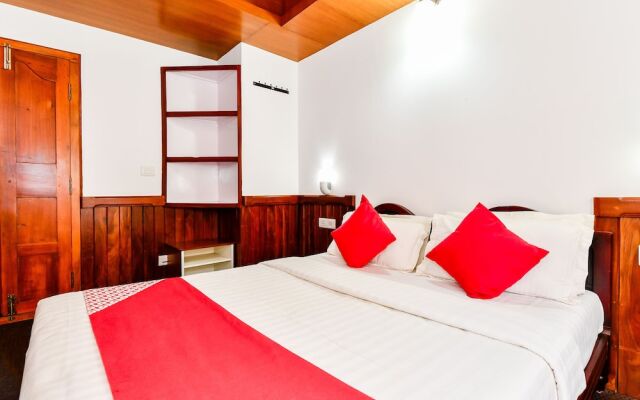 Oyo 24606 Waves And Wind 3Bhk Houseboat