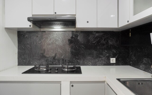 Restful And Modern 3Br At Daan Mogot City Apartment