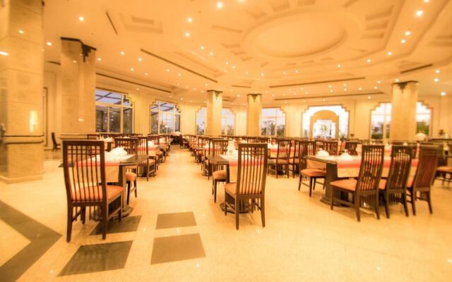 Le Mirage New Tower