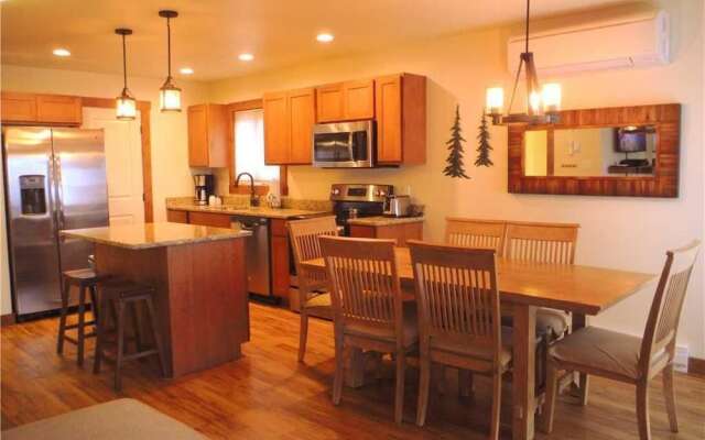 Sherpa 4 - 2 Br Condo