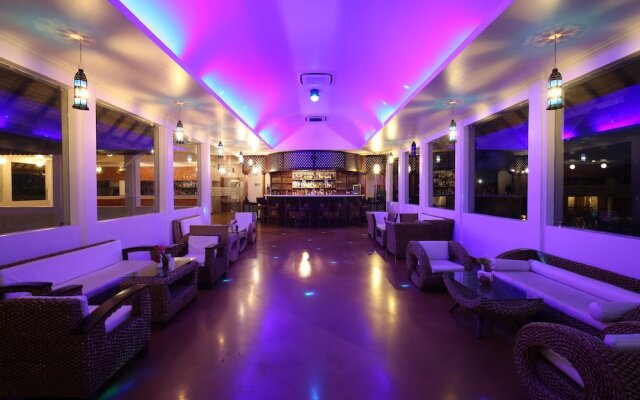 Palette Resorts - Le Pondy