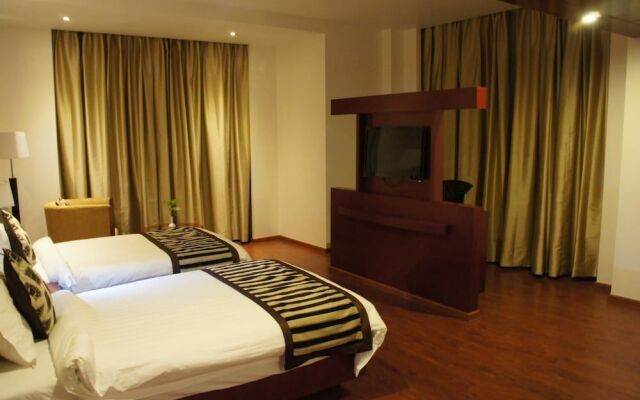 Bravura Gold Resort