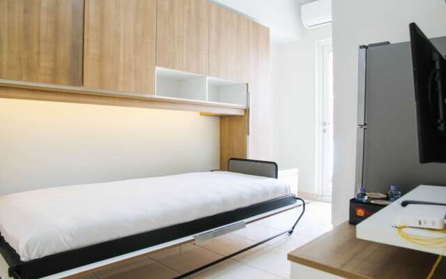 2BR with Sofa Bed at Springlake Summarecon Apartment