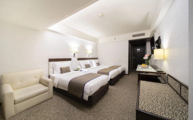 Regal Oriental Hotel