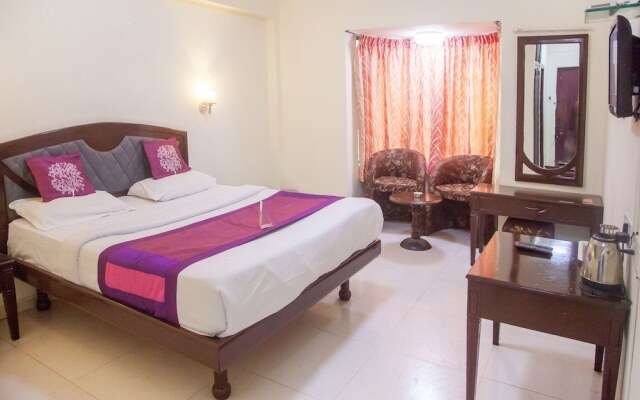 Hotel Nilgiris Inn