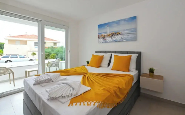 Apartments Break with Pool