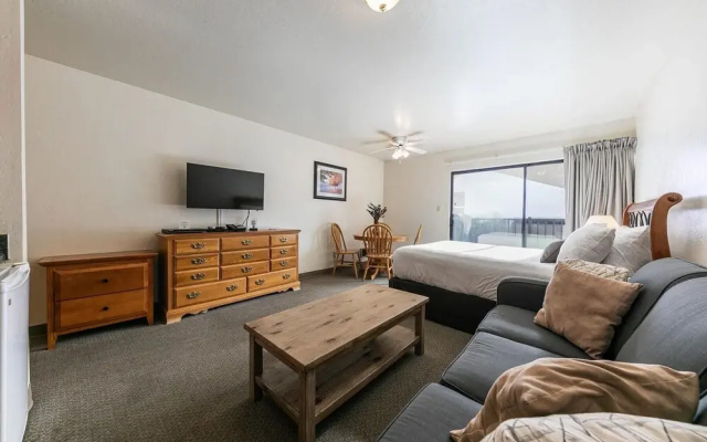 226 Bldg B 1 Bedroom Condo