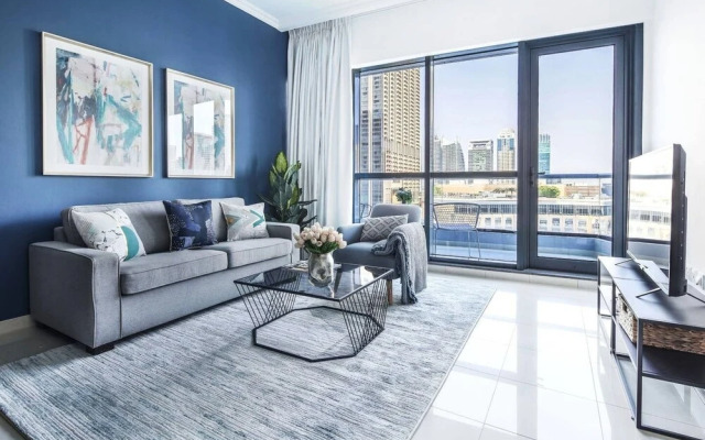 Classy & Ravishing 1BR w/ Enchanting Marina Views!