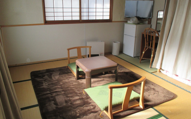 Pension Hakuba ‘70