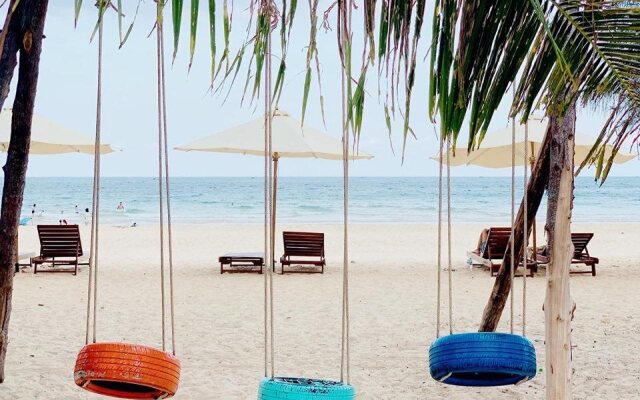 Dai Lanh Beach Hotel