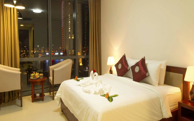 Danang Han River Hotel