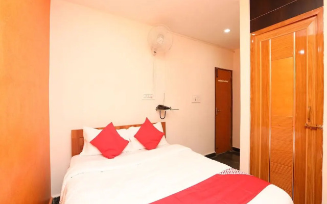 V Wella Comforts By OYO Rooms