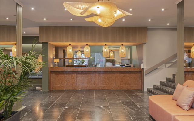 Dorisol Buganvilia Studio Hotel