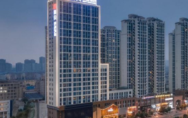 Happy Chain Hotel (Huainan Stadium Zhenxuan) – Outside – Huainan