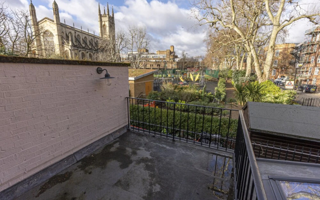 JOIVY Exclusive 3Br Home W/ Terrace In Chelsea