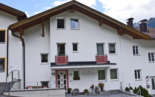 Lush Apartment in Strengen near St. Anton am Arlberg