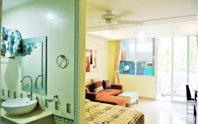 Spanish place central Pattaya great location for nightlife