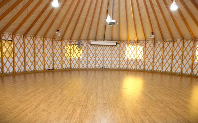 Galaxy x Hotel type Caravan Glamping&Pension