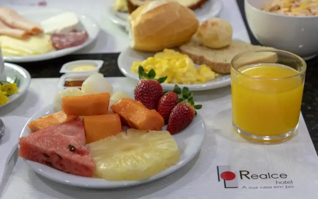 Realce Hotel