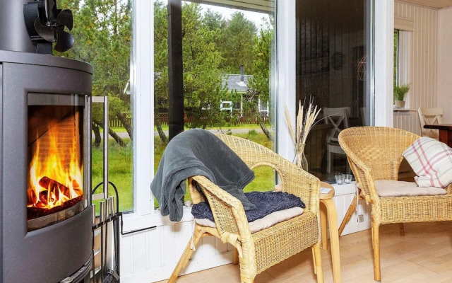 6 Person Holiday Home in Hals