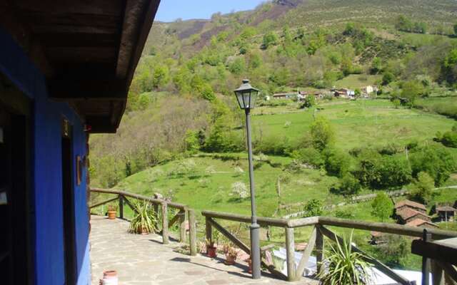 Casas de Aldea La Vallicuerra