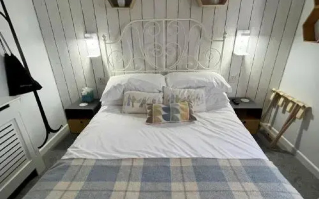 Porth Beach Holiday Park