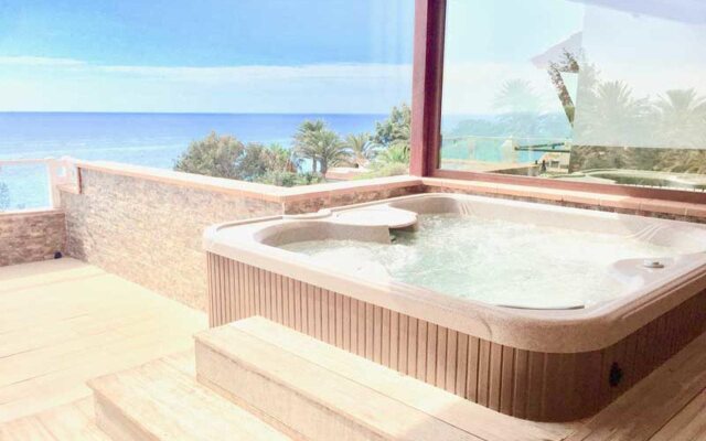 Suite Hotel Marina Playa