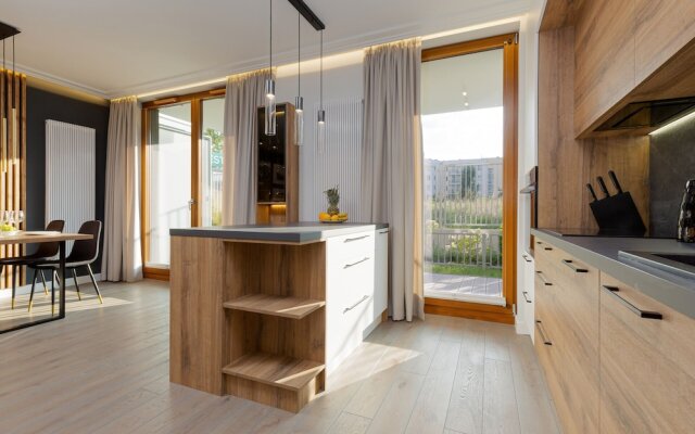 Warsaw Apartment Szajnowicza by Renters