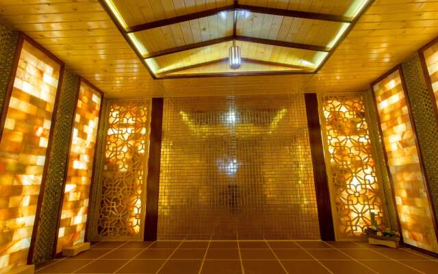 Wyndham Danang Golden Bay