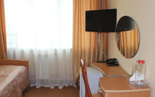 Ayir Hotel