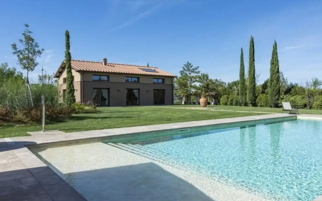 Villa Benedetto Comfortable Holiday Residence