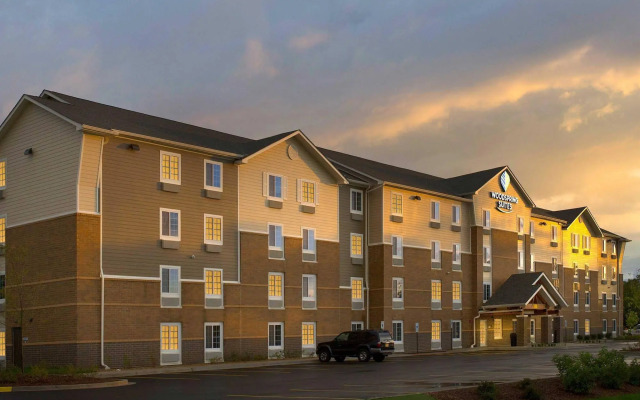 WoodSpring Suites Chicago Darien
