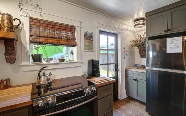 The Gulf House Gs512 Home