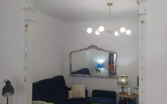 Piso Iwvaxi, gallery house. Ourense.