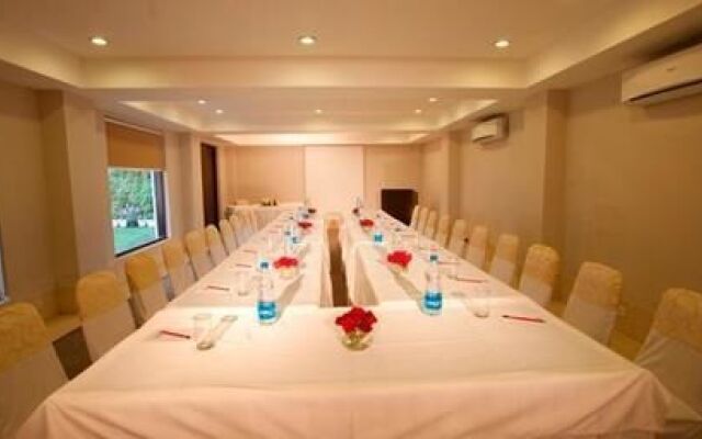 Vibe By The LaLiT Traveller