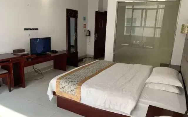 Jinyuan Business Hotel (Danzhou Bus Station)