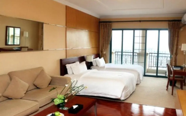 Chateau Star River Apartment