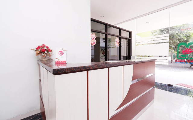OYO 1532 Mawar Indah Hotel – Lobby – Surakarta