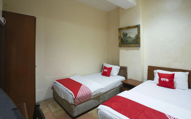 SPOT ON 90137 Casavilla Hotel Pudu