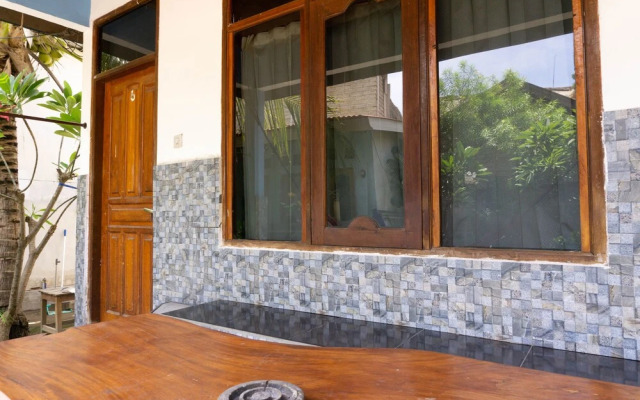 RedDoorz Near Gili Trawangan Port