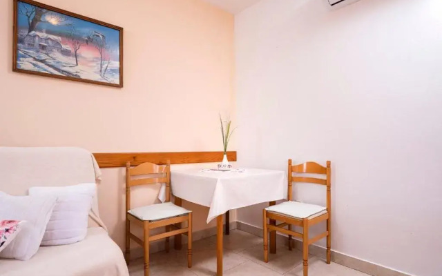 Apartments Gold - 300m from beach