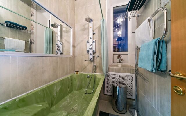 GM Apartment Serafimovicha 2-415
